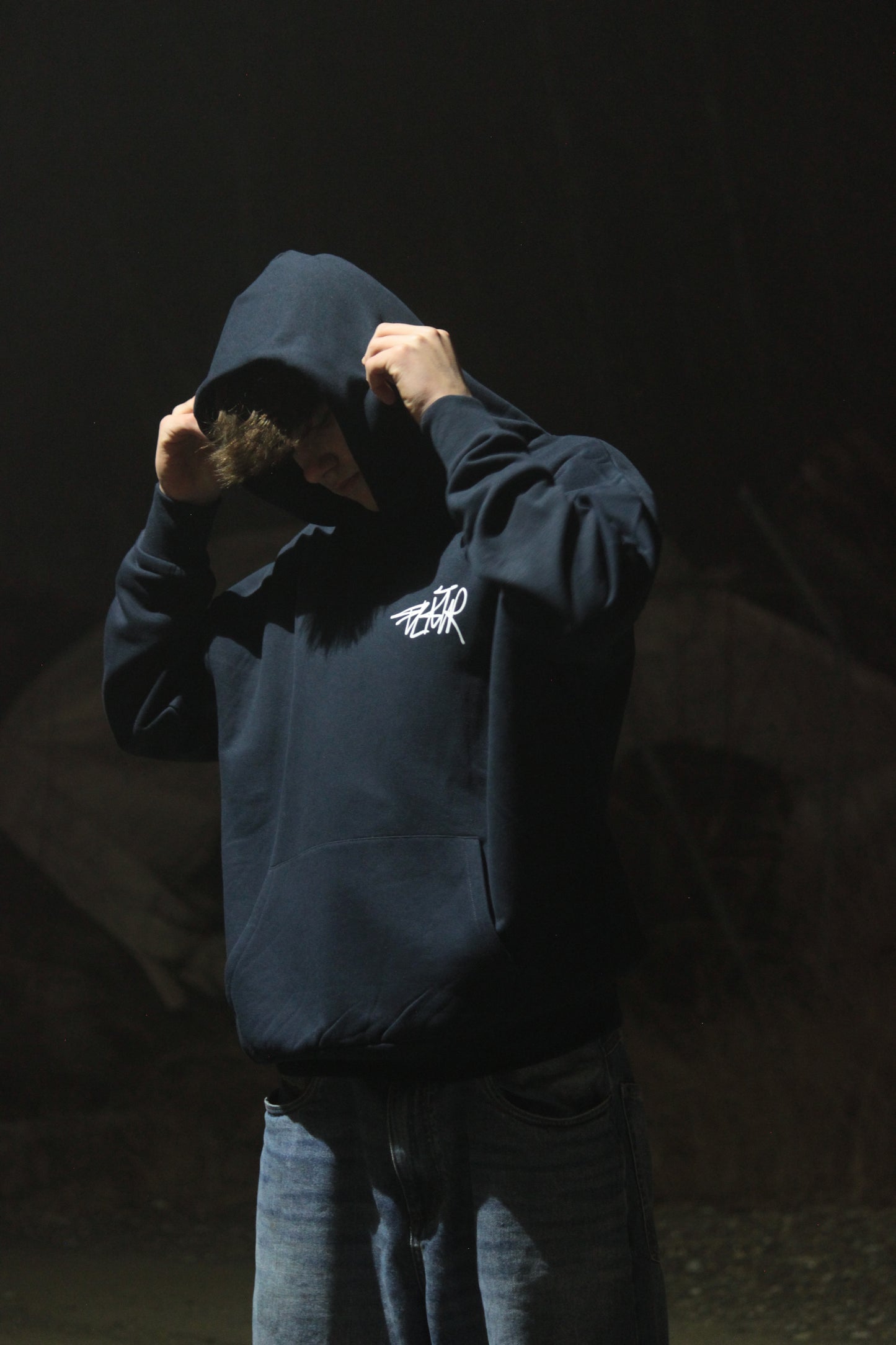 „Risk is always better than Regret‘‘ Hoodie NAVY