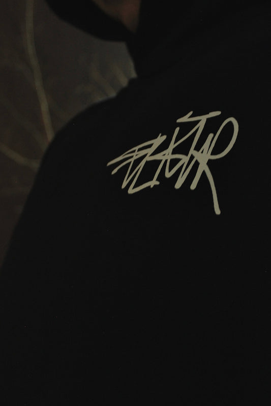 „Risk is always better than Regret‘‘ Hoodie NAVY